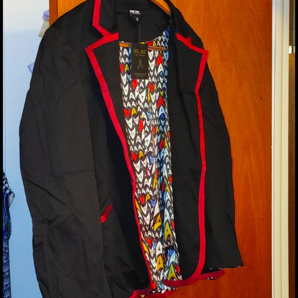 Her Universe Star Trek Blazer sz 2x nwt